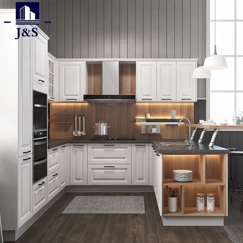 Key features and considerations related to kitchen cabinet doors