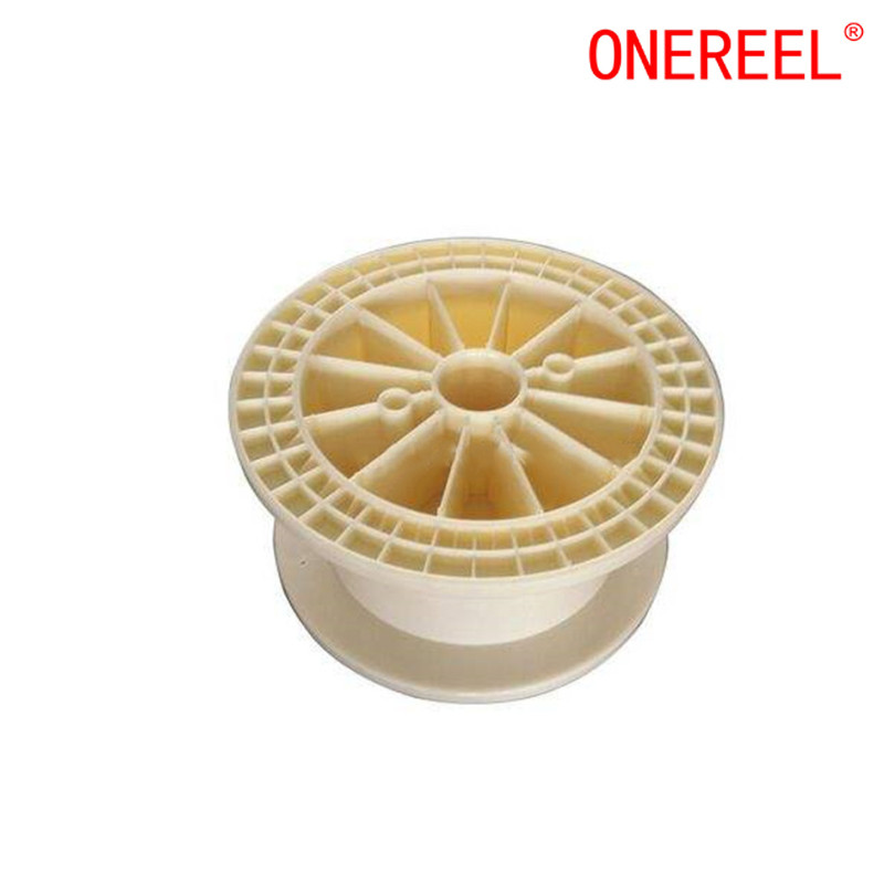 What is the difference between a spool and a reel?