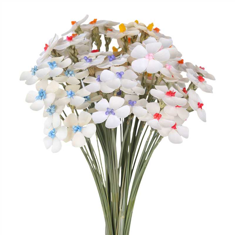 Decorative Flowers We Recommend for an Instant Home Refresh